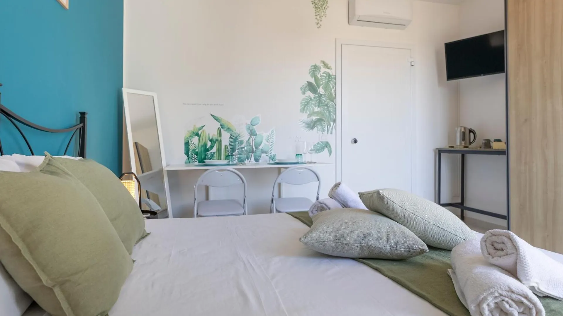 Due Passi Dal Mare Tra Marina Di Ragusa-Punta Secca Villaggio Azzurro 0*,  Italien